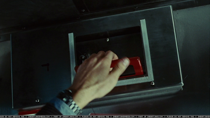 cap1183.jpg